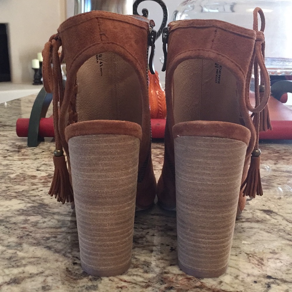 NWOT Kristin Cavallari by Chinese Laundry Bootie - Picture 7 of 8